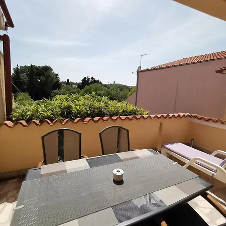 Apartman Koin *